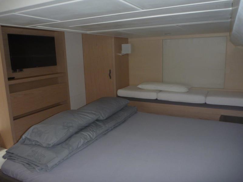 Book yachts online - motorboat - Monte Carlo 5 (3+1 cab.) - Jaluca - rent
