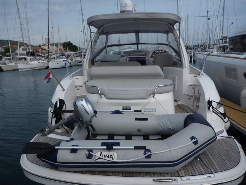 Book yachts online - motorboat - Bavaria 35 Sport - Topless - rent