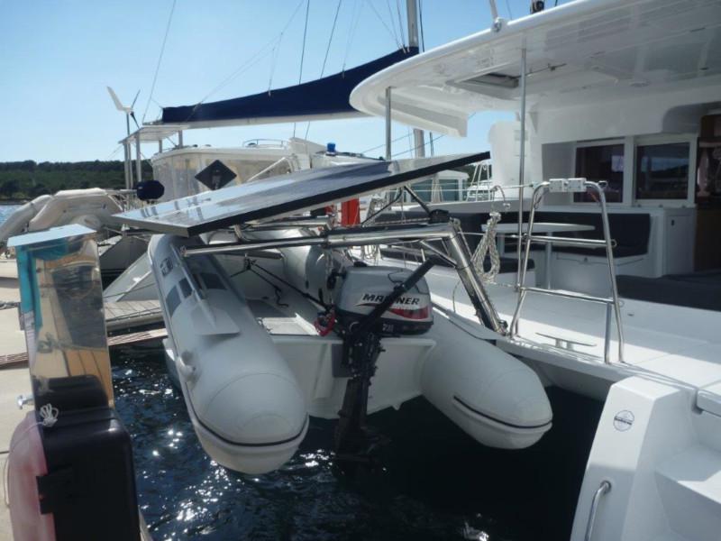 Book yachts online - catamaran - Lagoon 450  Flybridge (4+2 cab.) - Julius Casar III - rent