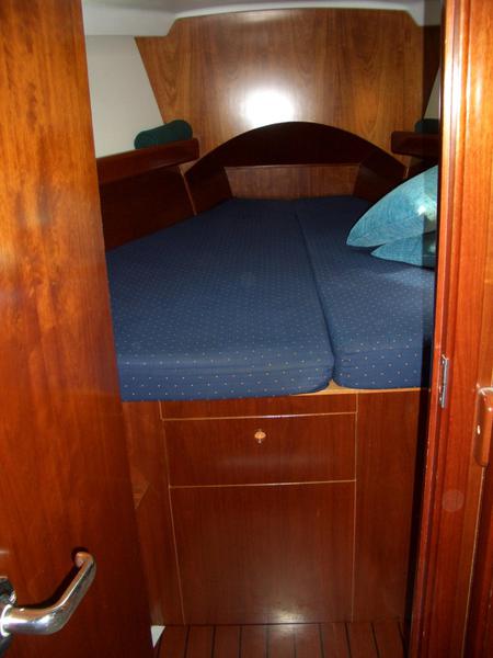 Book yachts online - sailboat - Oceanis 423 - Morgana - rent