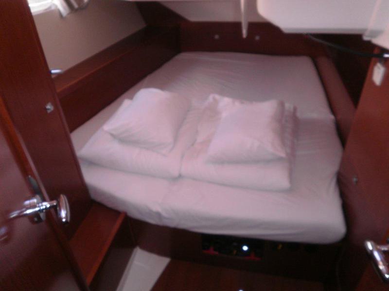 Book yachts online - sailboat - Oceanis 45 - Ponente - rent