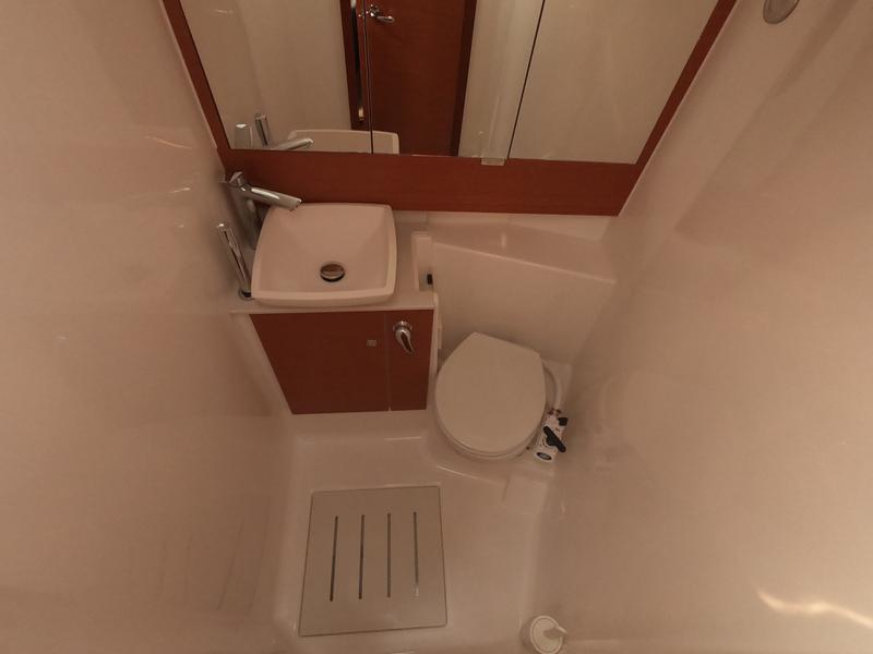 Book yachts online - sailboat - Dufour 430 Grand Large - Levan - rent