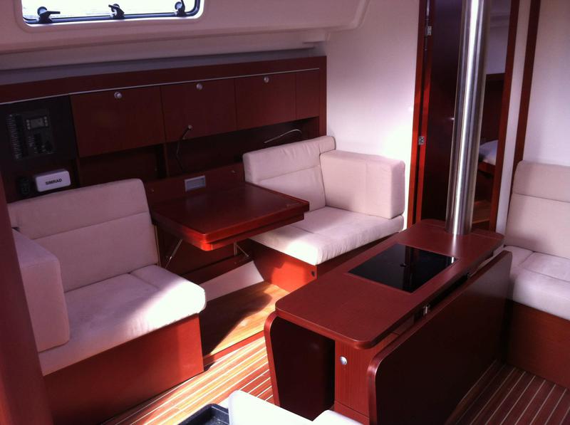Book yachts online - sailboat - Hanse 415 - Valun - rent