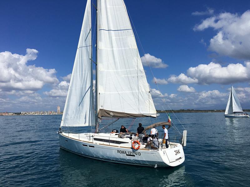Book yachts online - sailboat - Sun Odyssey 449 - Jak - rent