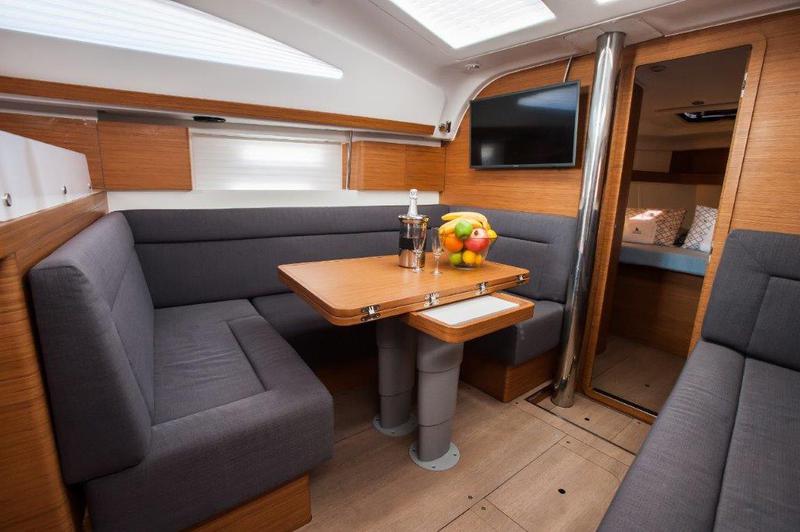 Book yachts online - sailboat - Elan Impression 40 - Stardust with A/C - rent