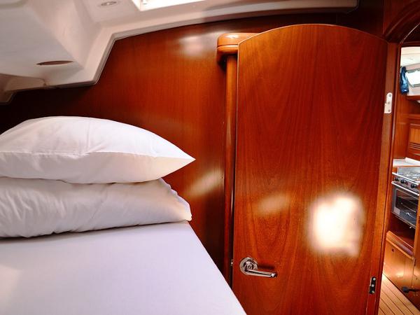 Book yachts online - sailboat - Oceanis Clipper 423 - Brava - rent