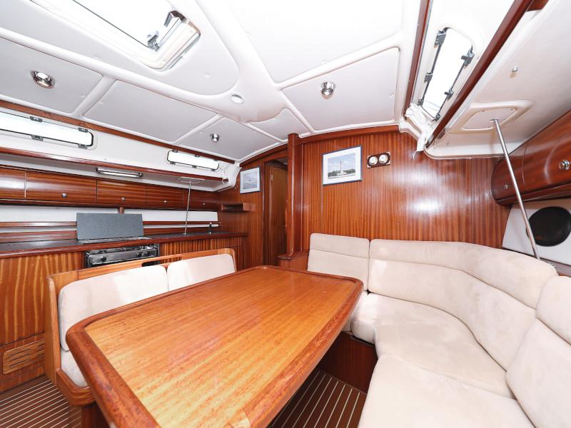 Book yachts online - sailboat - Bavaria 44 - O LA LA  - rent