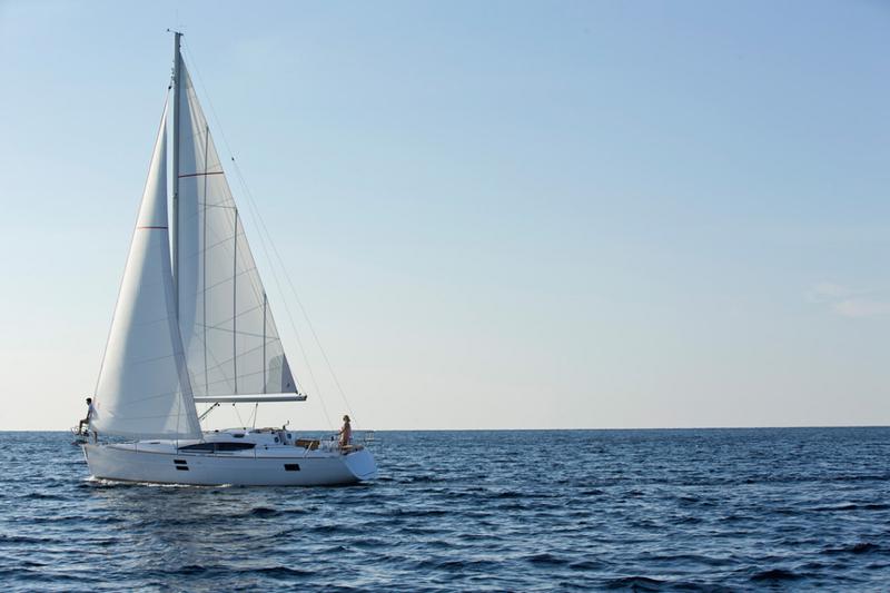 Book yachts online - sailboat - Elan 40 Impression - Black Jack - rent