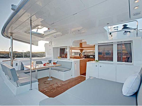 Book yachts online - catamaran - Lagoon 450 - MARK V - rent