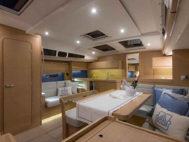 Book yachts online - sailboat - Dufour 460 Grand Large * - CARINA - rent