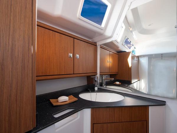 Book yachts online - sailboat - Bavaria Cruiser 33 - HOMEOFFICE - rent