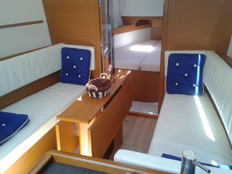 Book yachts online - sailboat - Sun Odyssey 349 - DIMITRA - rent