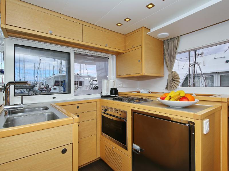 Book yachts online - catamaran - Lagoon 450 F - LADIES&amp;GENTLEMEN  - rent
