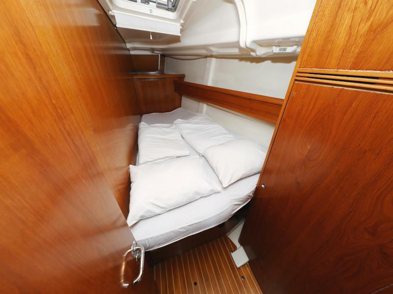Book yachts online - sailboat - Sun Odyssey 45 - Lejla  - rent