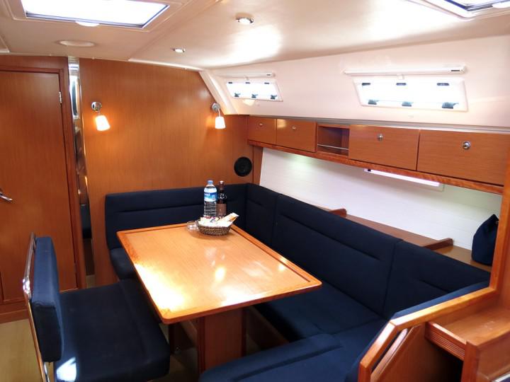 Book yachts online - sailboat - Bavaria 40 Cruiser - Alkinoos - rent