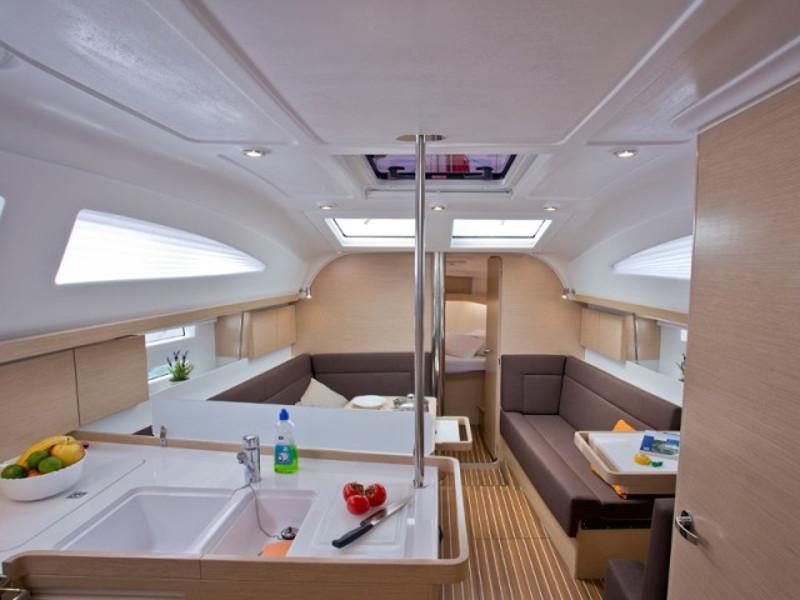 Book yachts online - sailboat - Elan 40 Impression - Antares - rent
