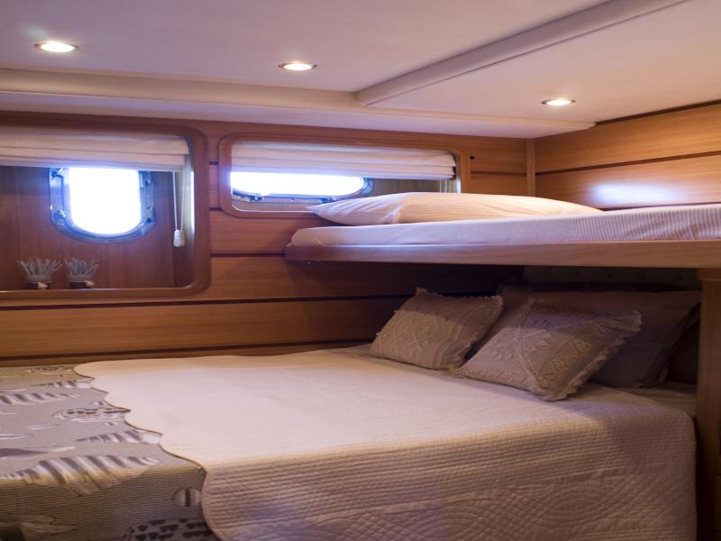 Book yachts online - motorboat - Motoryacht Azmim - Azmim - rent