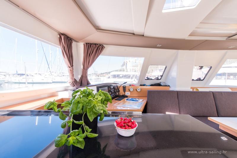 Book yachts online - catamaran - Helia 44 - HELIA - AC and generator - rent