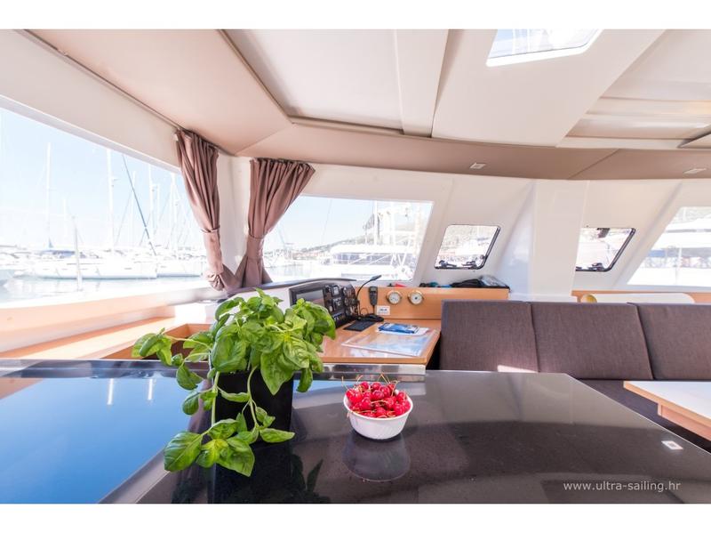 Book yachts online - catamaran - Helia 44 - HELIA - AC and generator - rent
