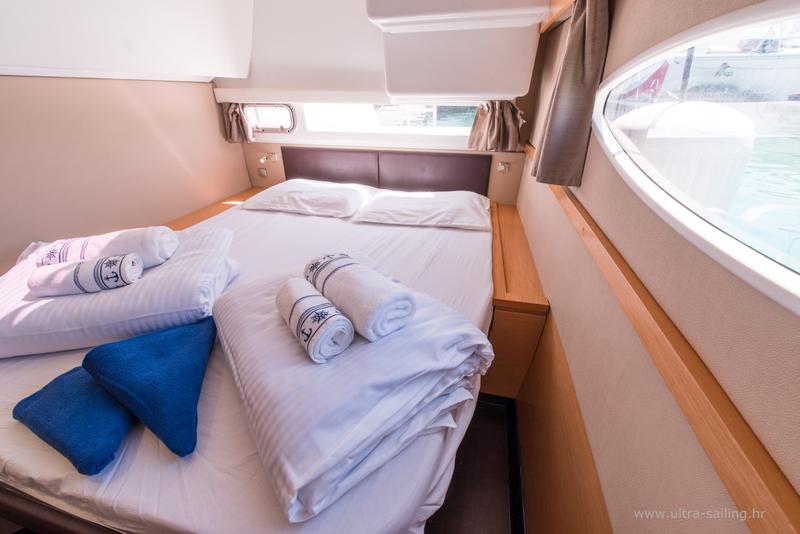 Book yachts online - catamaran - Helia 44 - HELIA - AC and generator - rent