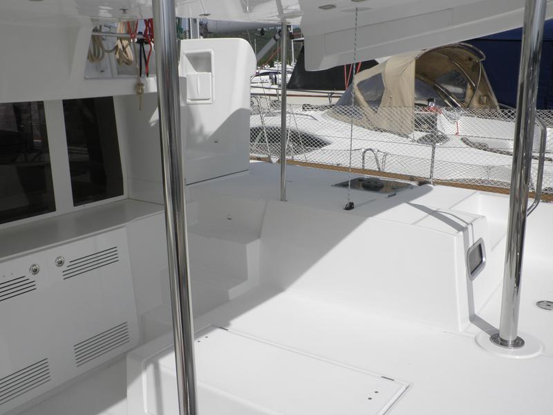 Book yachts online - catamaran - Lagoon 450 - MALA MAJA  - rent