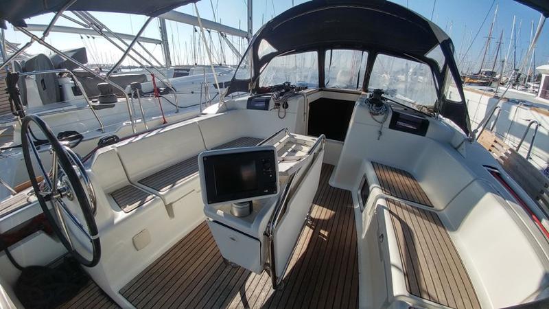 Book yachts online - sailboat - Sun Odyssey 439 - Spirus - rent