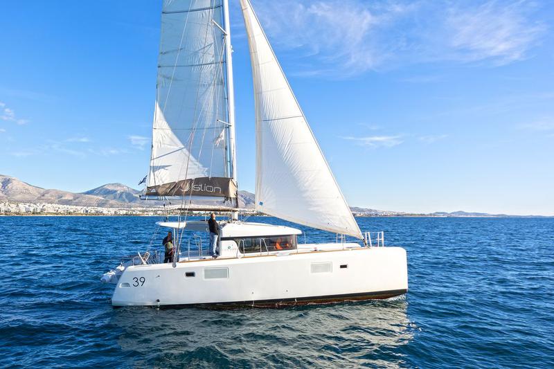 Book yachts online - catamaran - Lagoon 39 - Tortilla - rent