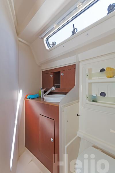Book yachts online - sailboat - Hanse 345 - Heijo - rent