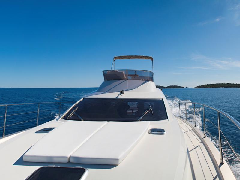 Book yachts online - motorboat - Cyrus 13.8 Flybridge - Punta I - rent