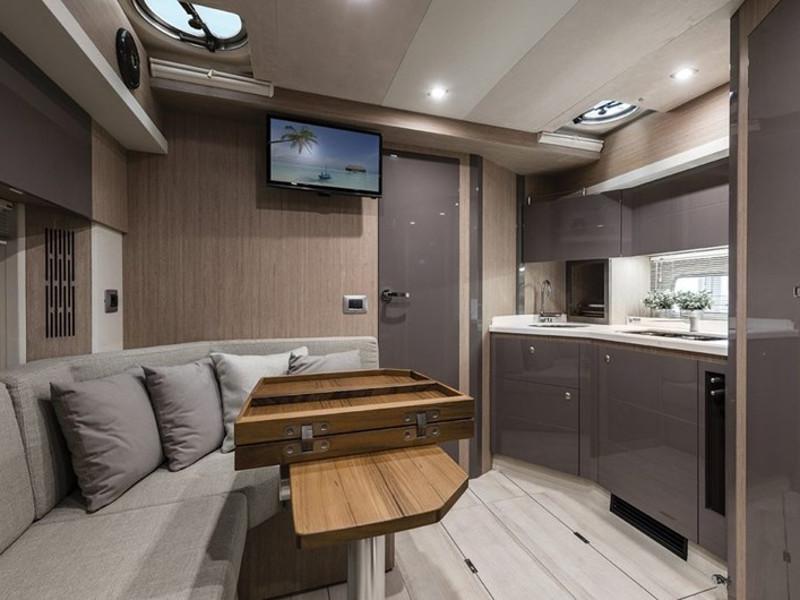 Book yachts online - motorboat - Cranchi Z35 - Vito - rent