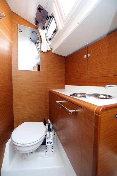 Book yachts online - sailboat - Sun Odyssey 419 - Litus - rent