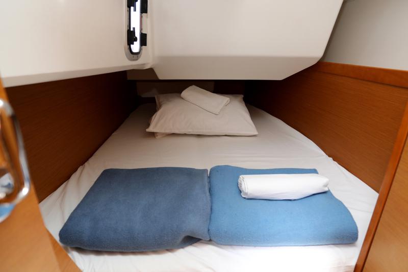 Book yachts online - sailboat - Sun Odyssey 349 - Alfa Kiss - rent