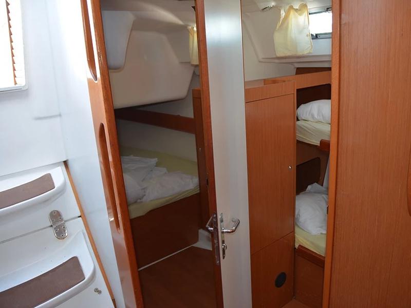 Book yachts online - sailboat - Cyclades 50.5 - Jumbo - rent