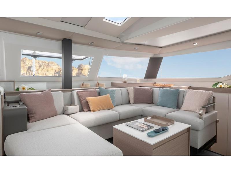 Book yachts online - catamaran - Fountaine Pajot Elba 45 - Kon-tiki - rent