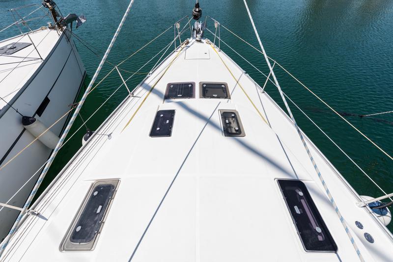 Book yachts online - sailboat - Bavaria Cruiser 50 - Altair - Bow &amp; Solar - rent