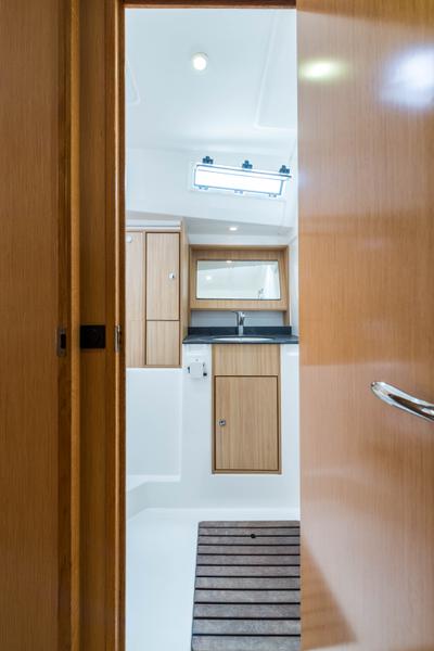 Book yachts online - sailboat - Bavaria Cruiser 50 - Altair - Bow &amp; Solar - rent