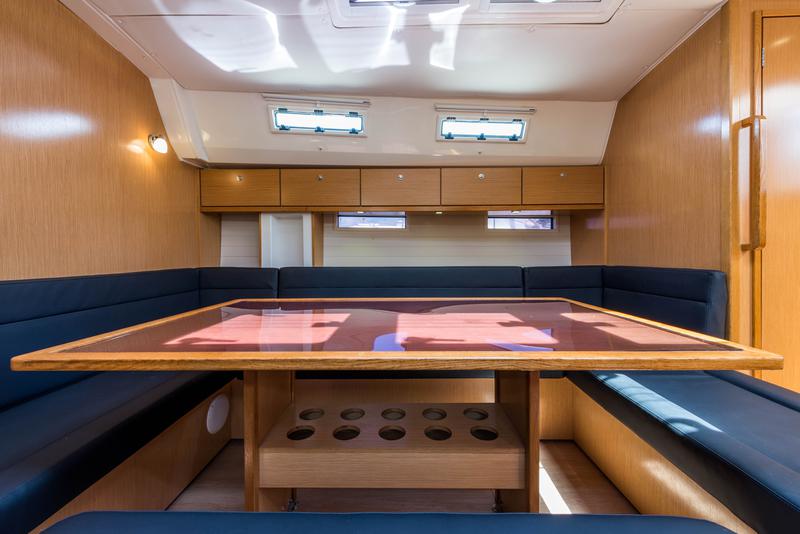 Book yachts online - sailboat - Bavaria Cruiser 50 - Altair - Bow &amp; Solar - rent