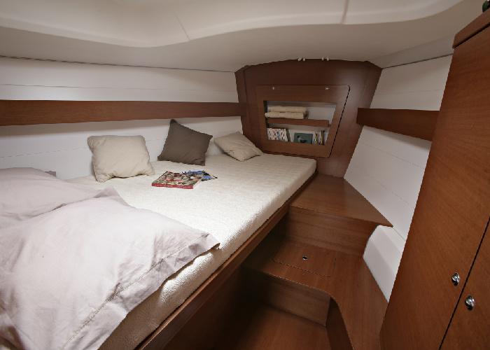 Book yachts online - sailboat - Dufour 375 - Lilly III  - rent