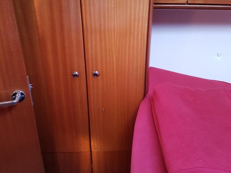 Book yachts online - sailboat - Bavaria 44 - Antares - rent