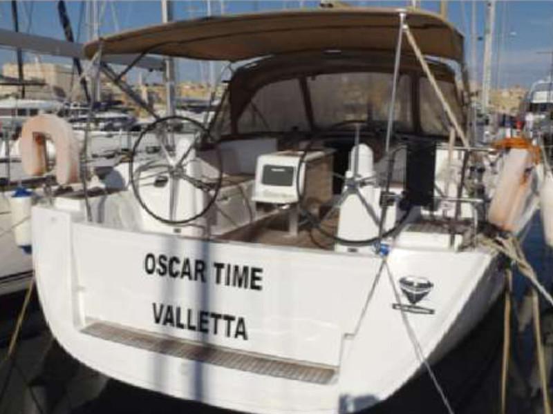 Book yachts online - sailboat - Dufour 450 GL - Oscar Time - rent
