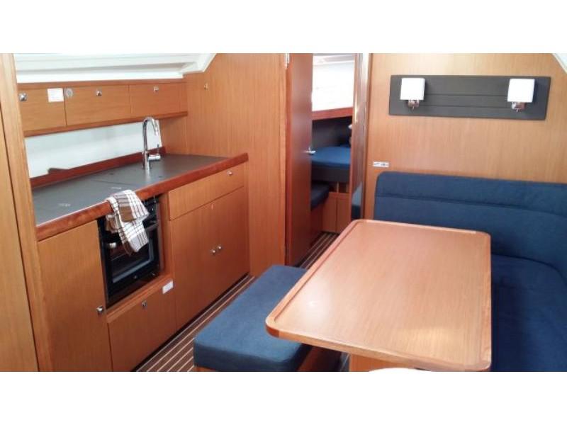 Book yachts online - sailboat - Bavaria Cruiser 41 - Antigoni - rent