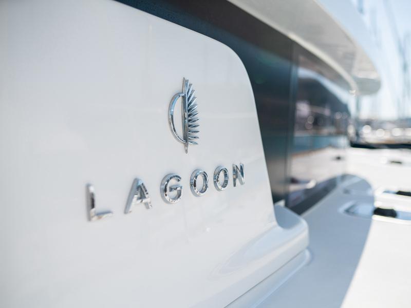 Book yachts online - catamaran - Lagoon 450 Sport - Hanna I. - rent