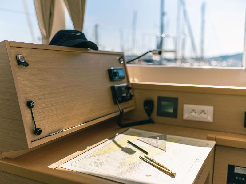 Book yachts online - catamaran - Lagoon 39 - Daniela - rent