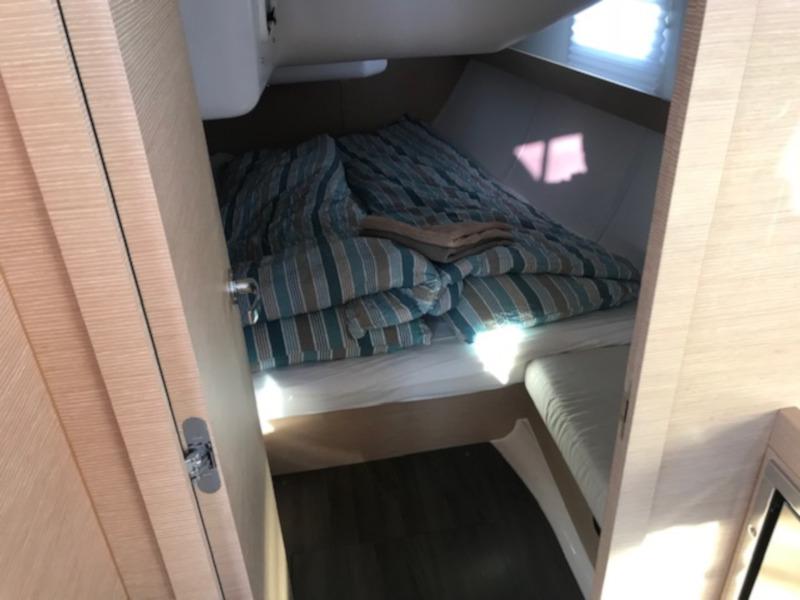 Book yachts online - sailboat - Elan 45 Impression - Delta - rent