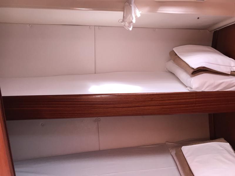 Book yachts online - sailboat - Bavaria 44 - Arcturus - rent