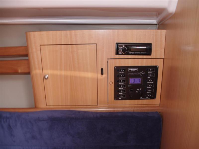 Book yachts online - sailboat - Maxus 28 Standard - SIROS - rent