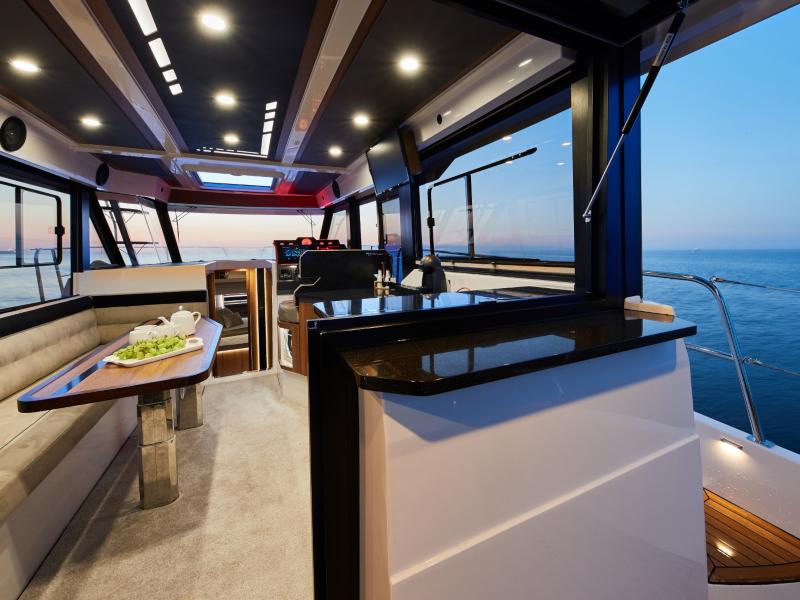 Book yachts online - motorboat - Northman 1200 Elegance - ELEGANCE - rent
