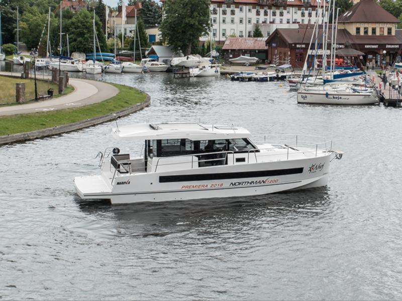 Book yachts online - motorboat - Northman 1200 Elegance - ELEGANCE - rent