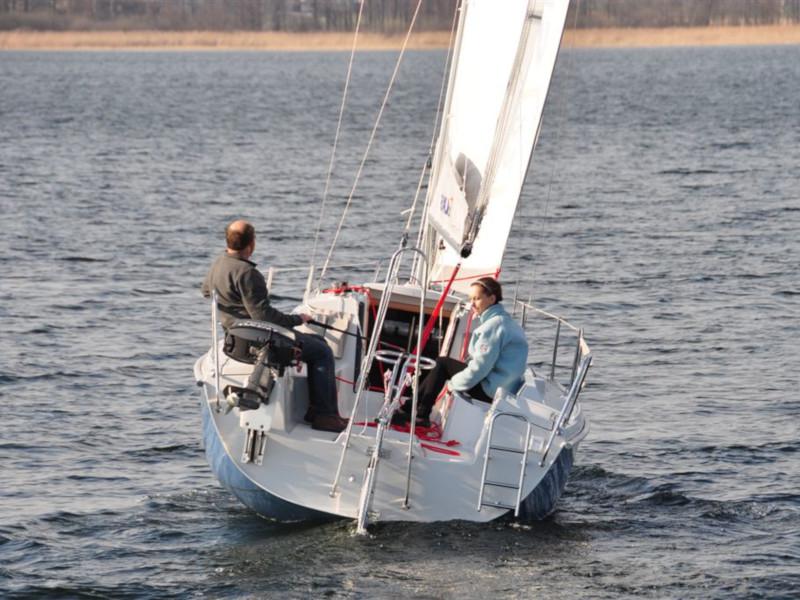 Book yachts online - sailboat - Maxus 22 Prestige - KEFISO - rent