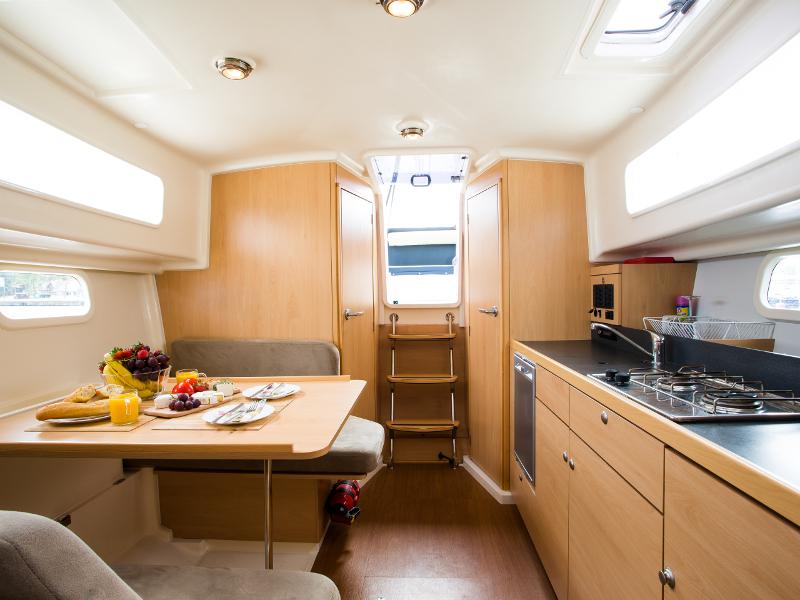 Book yachts online - motorboat - Nautika MC - Nautika MC - rent